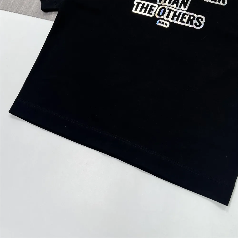 Custom Women's reflective letters printting pattern fashion T-shirt