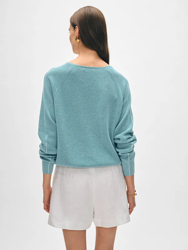 Women&rsquo;s V-neck Blue Solid Sweater