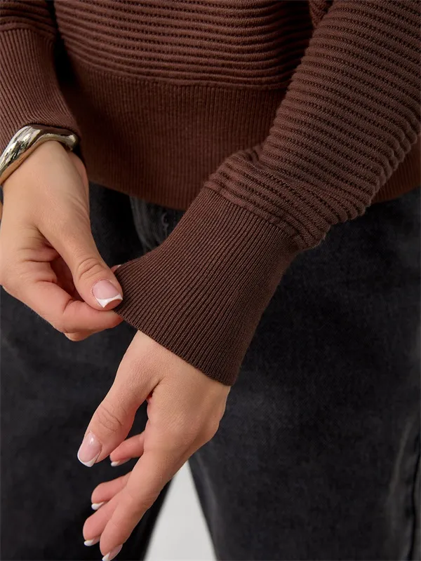 Customized women's solid-color knitted women's sweater