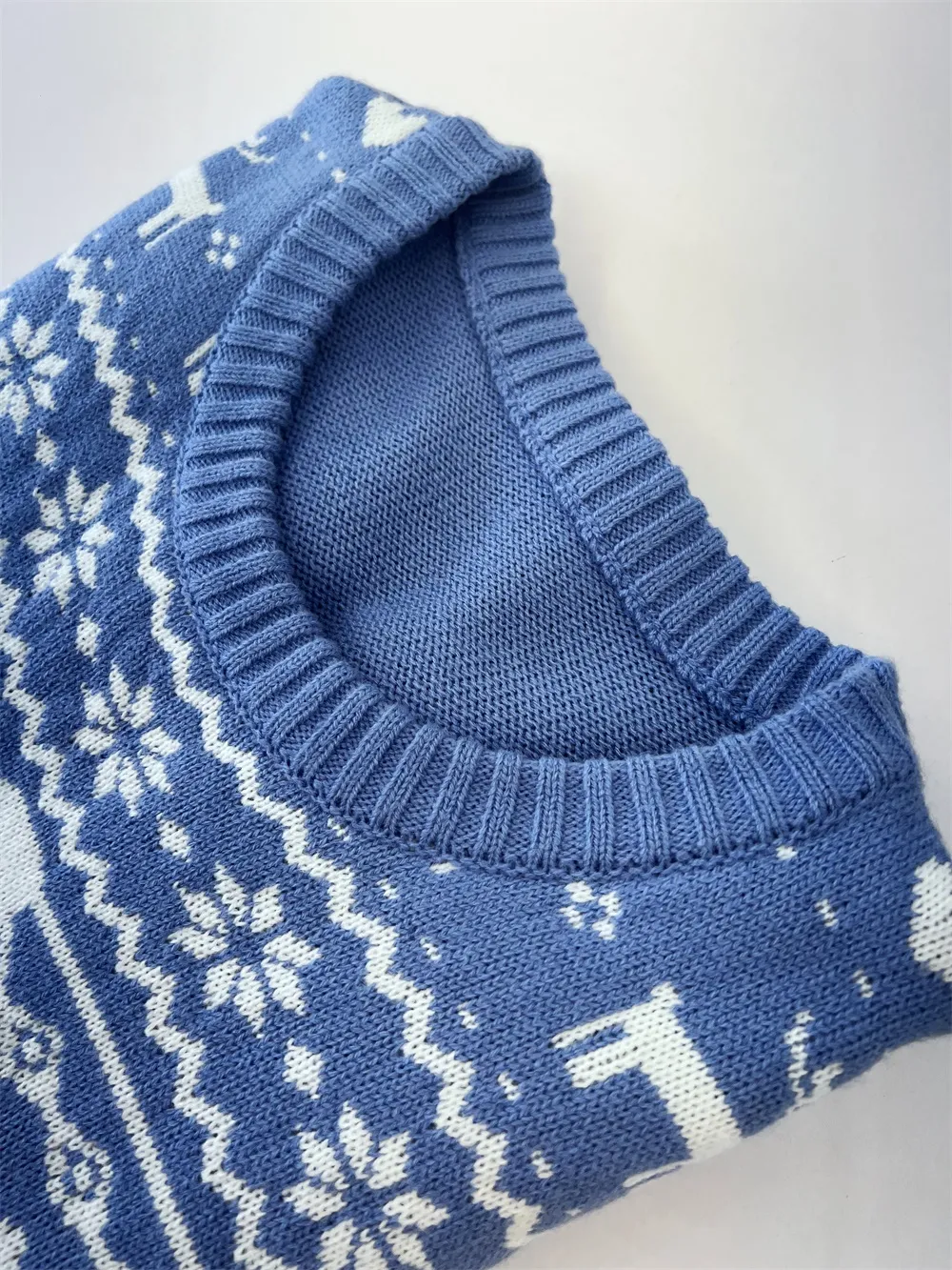 Custom Fnjia Xmas Sweater for women Blue penguin pattern Christmas Jumper