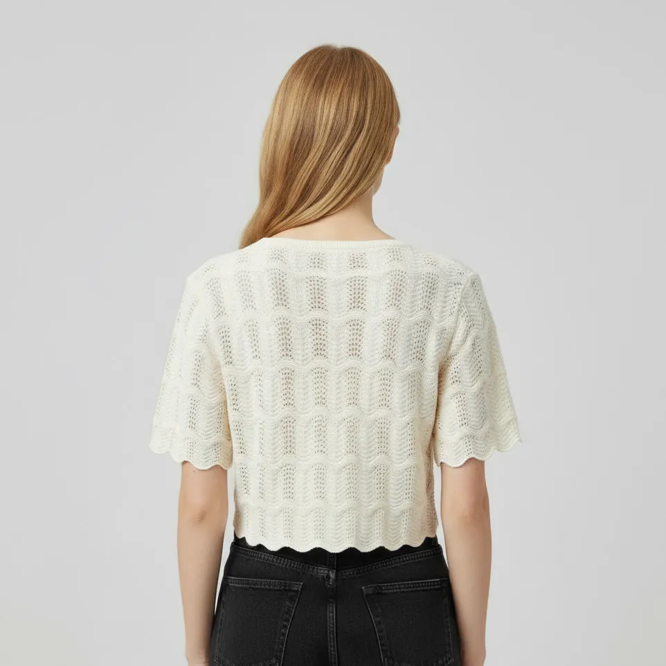 Women's Custom Hollow-Out Knitted Cardigan: Scalloped Edge, V-Neck, Pearl Buttons for Tailored Chic