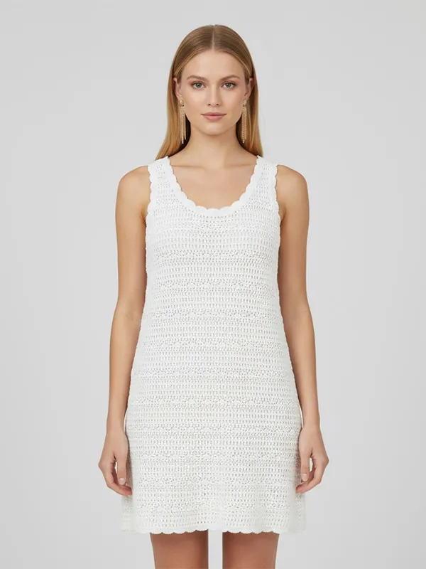 Women's Custom White Hollow-Out Knitted Mini Dress for B2B Tailoring