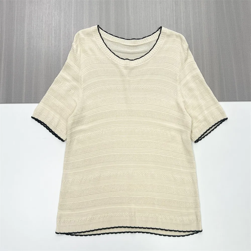 Customizable Contrast Trim Textured Knit T-Shirt: Crew Neck, Short Sleeve, Tailored Design