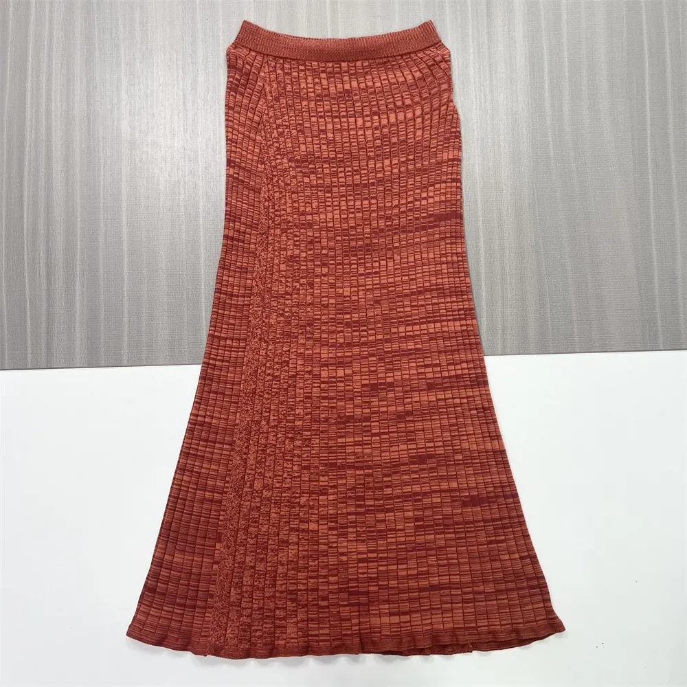 Customizable Textured Knit Maxi Skirt: High-Waist, Flared Cut, Elegant Design