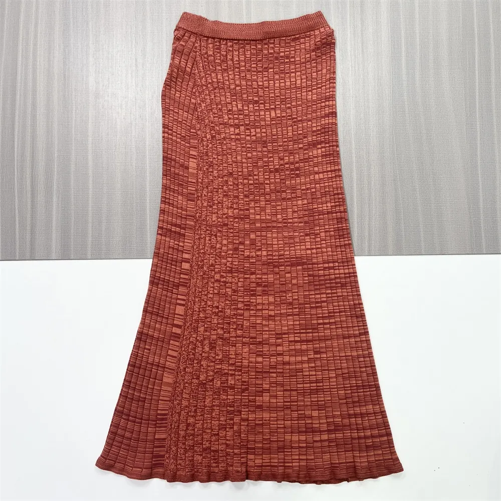 Customizable Textured Knit Maxi Skirt: High-Waist, Flared Cut, Elegant Design