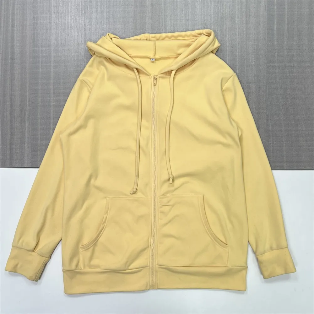 Men's Yellow Full-Zip Hoodie: Classic Design, Kangaroo Pocket, Casual Apparel