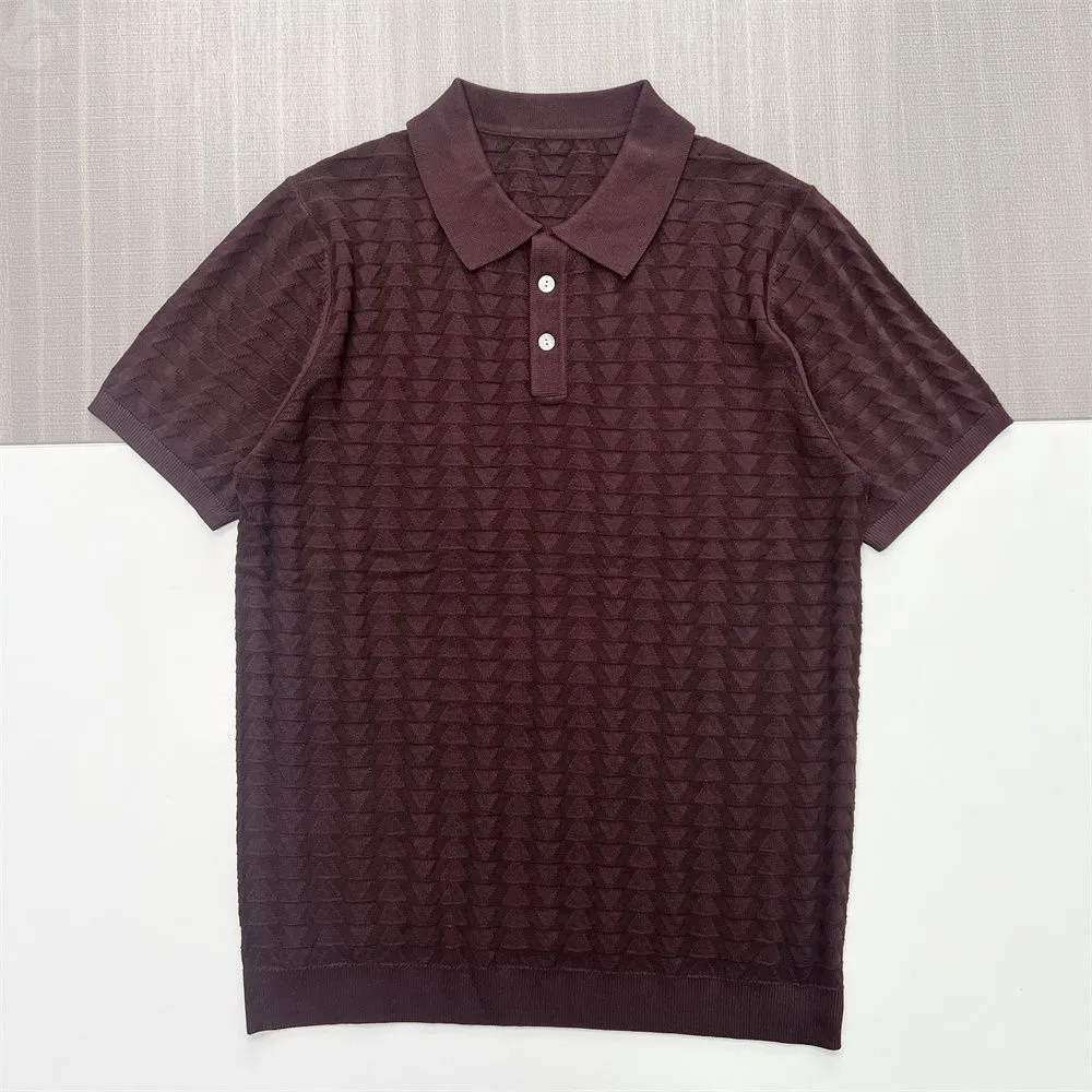 Men's Burgundy Textured Polo Shirt: Geometric Pattern Design