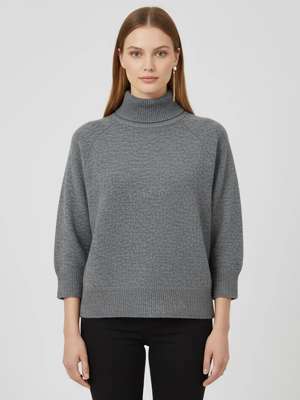 Women's Heathered Gray Oversized Turtleneck Sweater with 3/4 Puff Sleeves - Custom Modern Casual Apparel