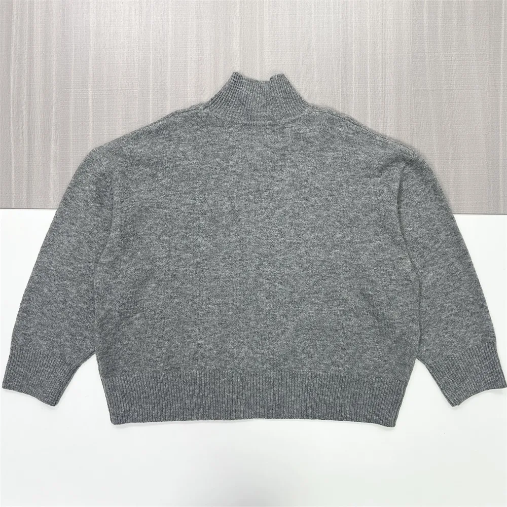 Women's Heathered Gray Oversized Turtleneck Sweater with 3/4 Puff Sleeves - Custom Modern Casual Apparel