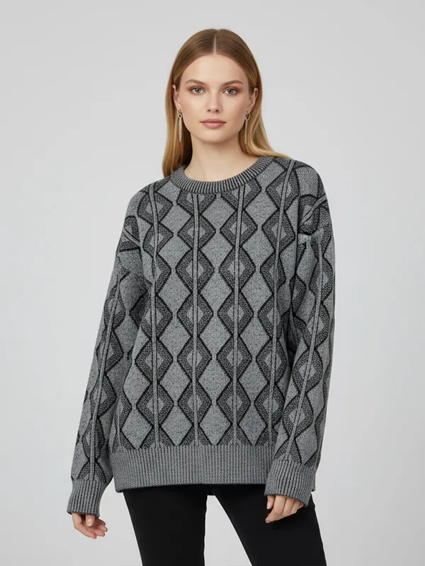 Women's Grey & Black Diamond Pattern Knit Sweater (Cropped Fit)