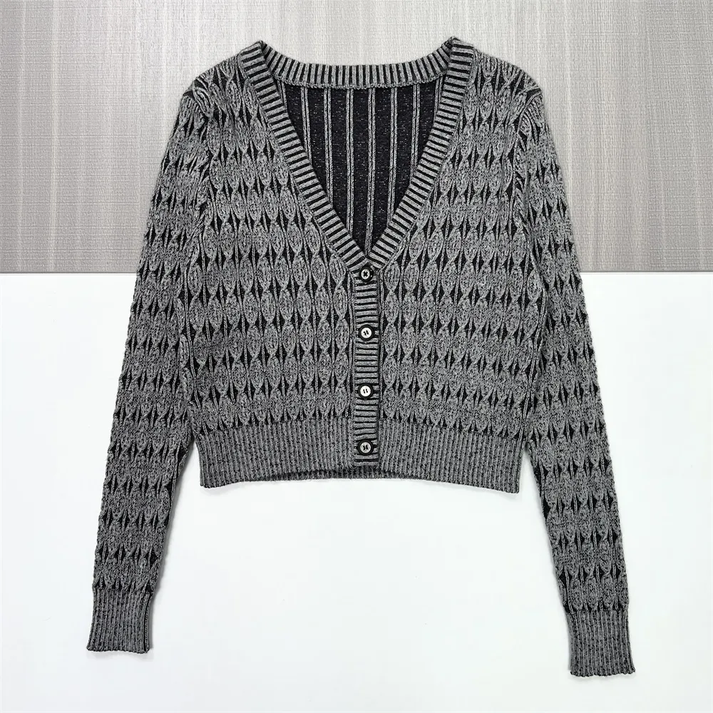 Women's Grey & Black Geometric Pattern Knit Cardigan (Cropped Fit)
