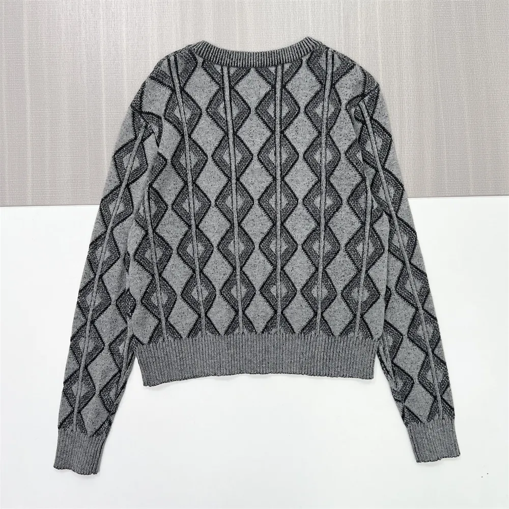 Women's Grey & Black Diamond Pattern Knit Sweater (Cropped Fit)