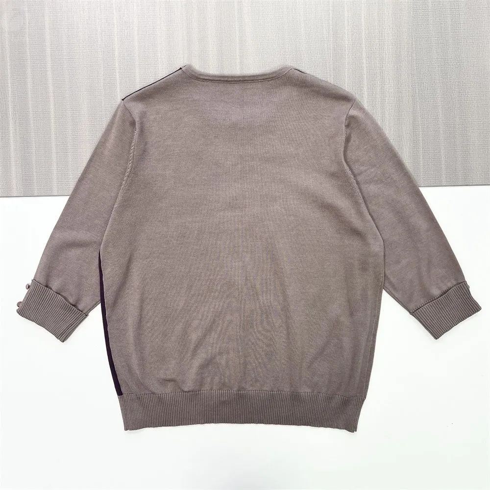 Women's Taupe & Plum Color-Block Heart Knit Sweater (Crew Neck, Button-Cuff 3/4 Sleeve)