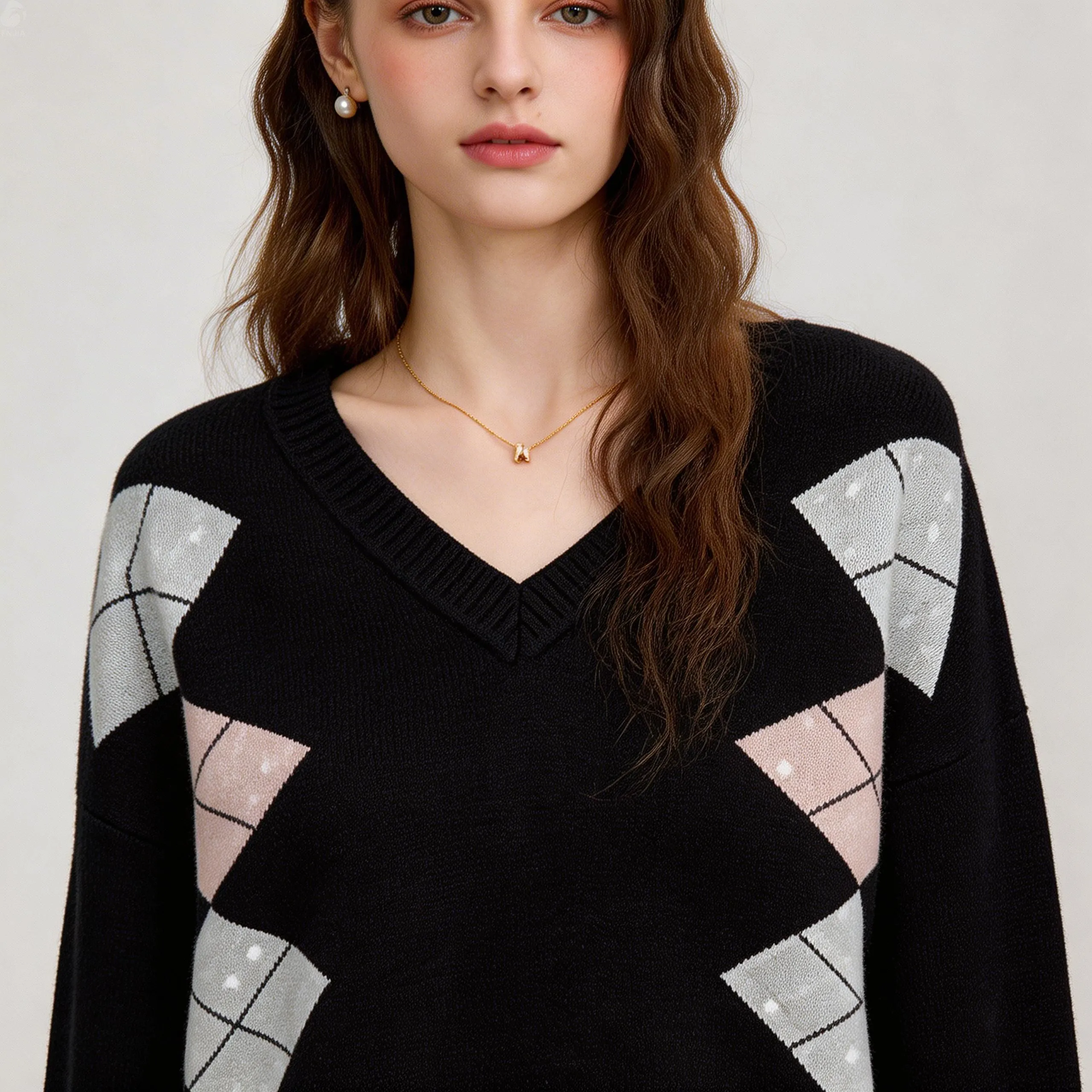 ODM/OEM Women's Diamond Pattern V-Neck Knitted Pullover