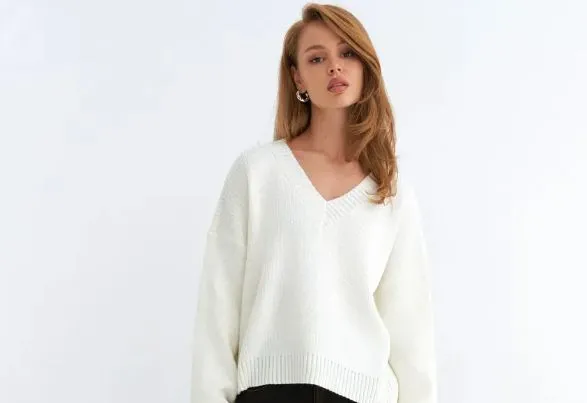 How to Start a Knitwear Brand: From Design to Production?